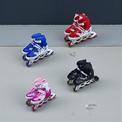 صورة سكيت مميز بألوان جذابة مع عجلات قوية